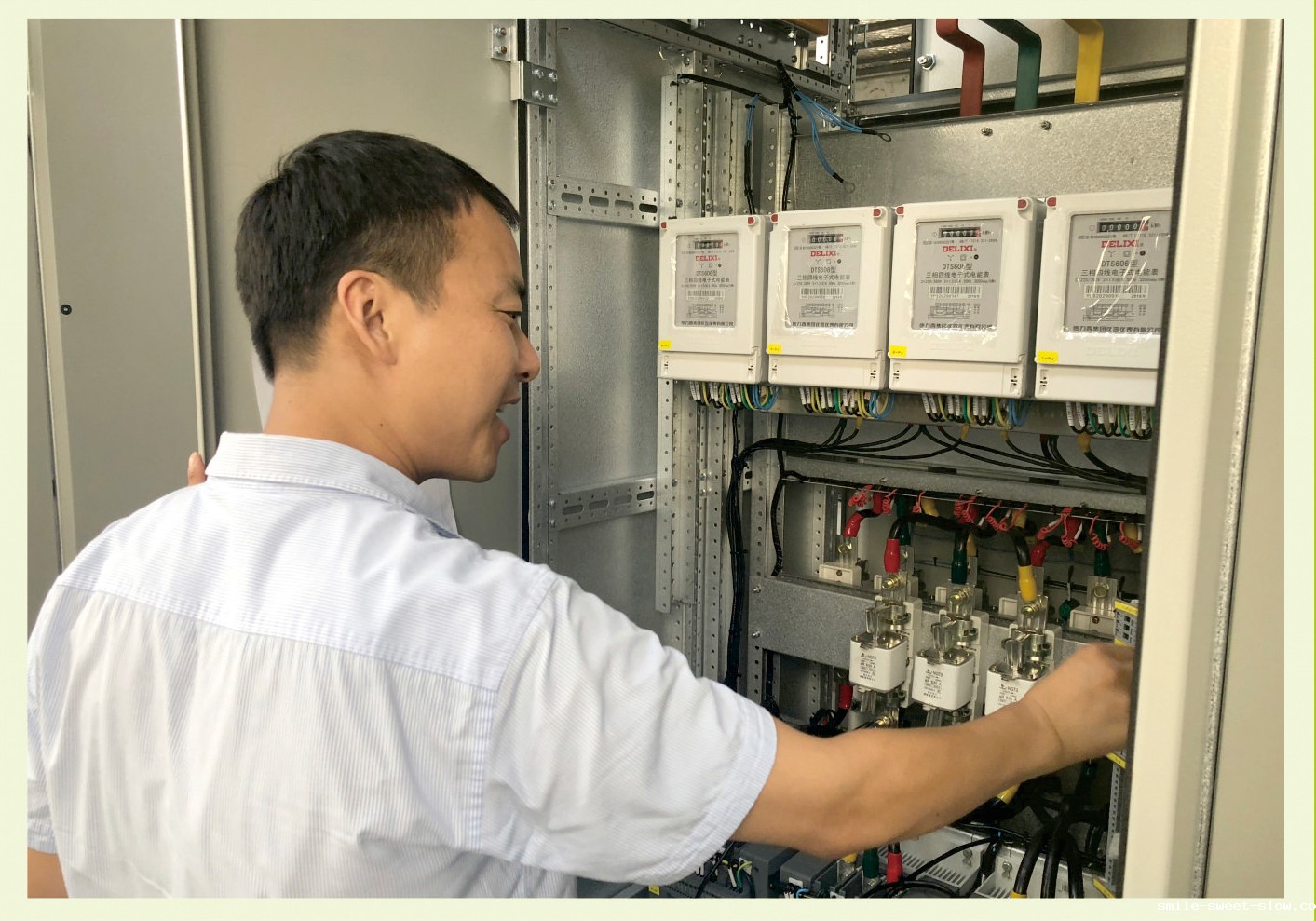 李伟俊.jpg 李伟俊.jpg