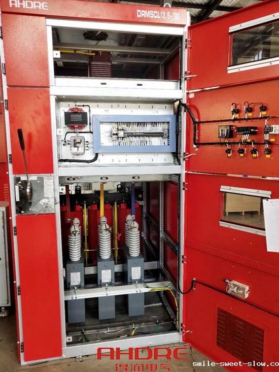 米兰网页版登录入口 电容柜 米兰网页版登录入口 电容柜